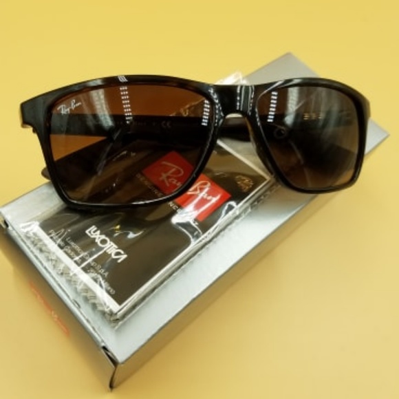 Ray-Ban Other - NWT Ray Ban RB4234 620513-58 Rectangle Sunglasses